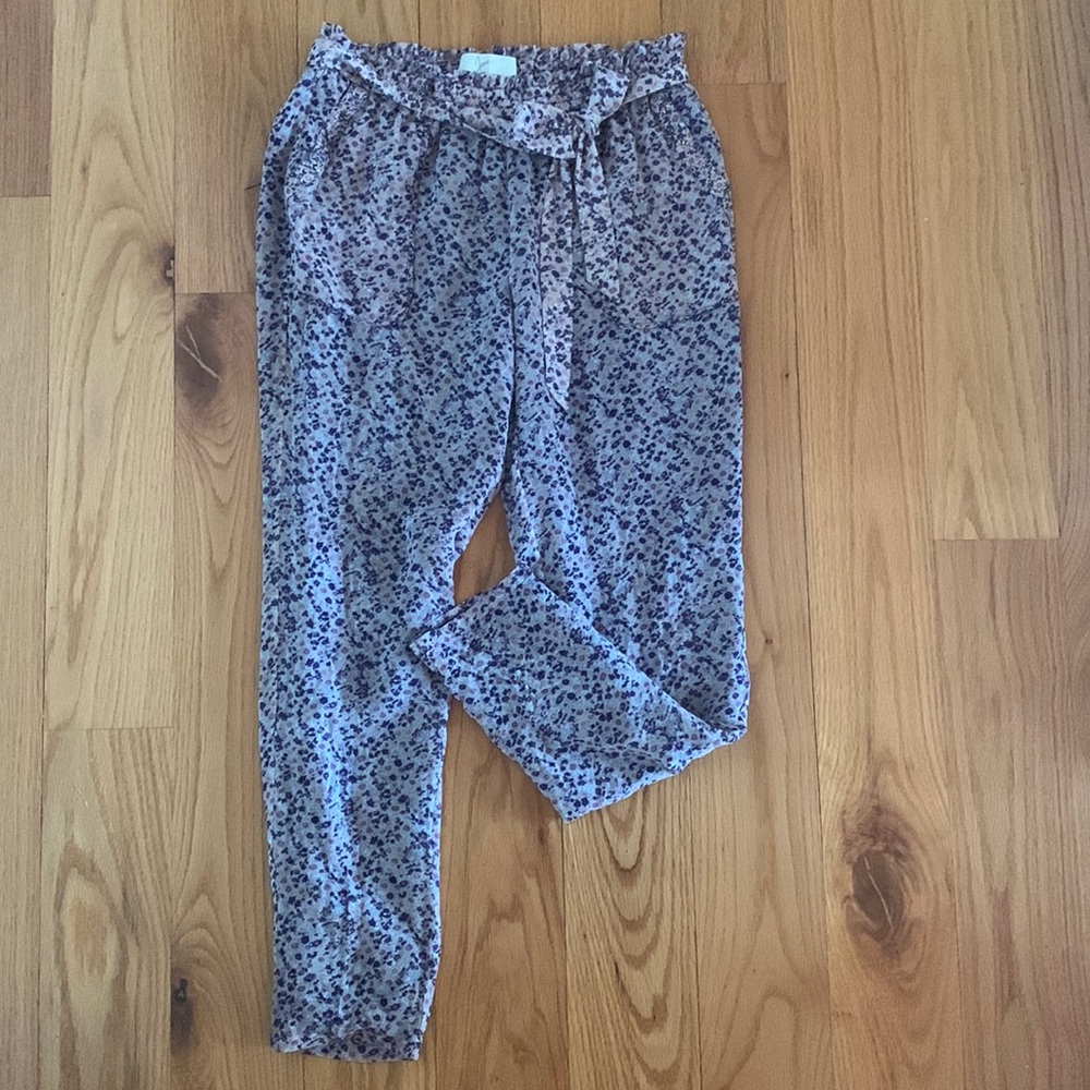The cutest summer work pants